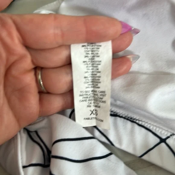 Fabletics matching shorts Small and sports bra XS set Black and White - Picture 4 of 4